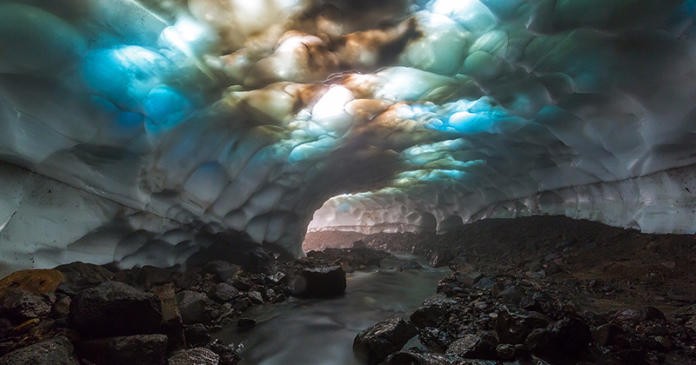 Ледяная пещера, Камчатка
