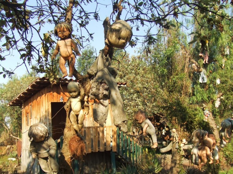 Остров кукол, Мексика