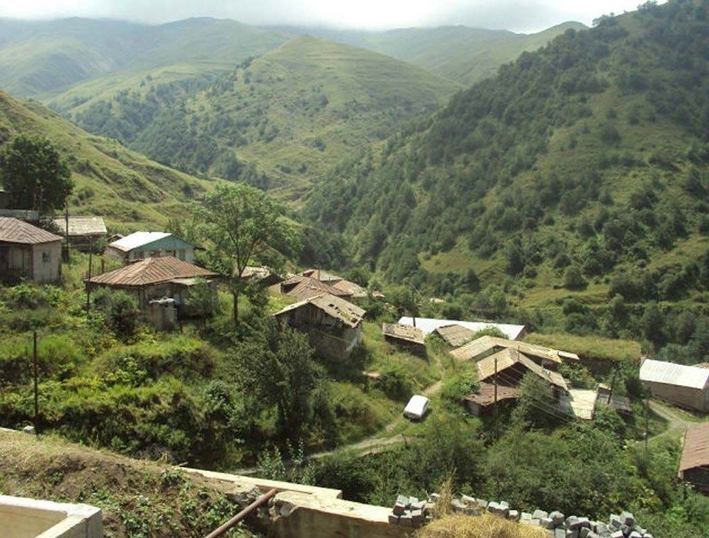 Пухрут, Армения