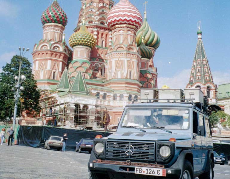 Кругосветное путешествие на автомобиле за 27 лет